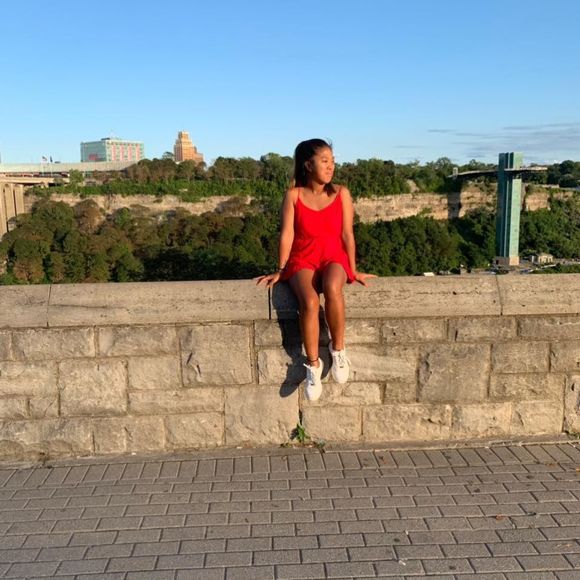 Meet your Posher, Alice - Picture 1 of 1